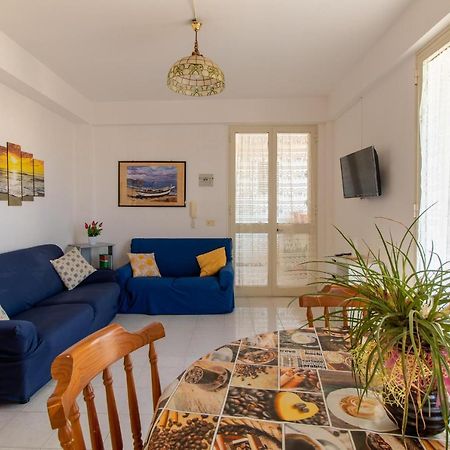 Casa Riviera Appartement Donnalucata  Buitenkant foto