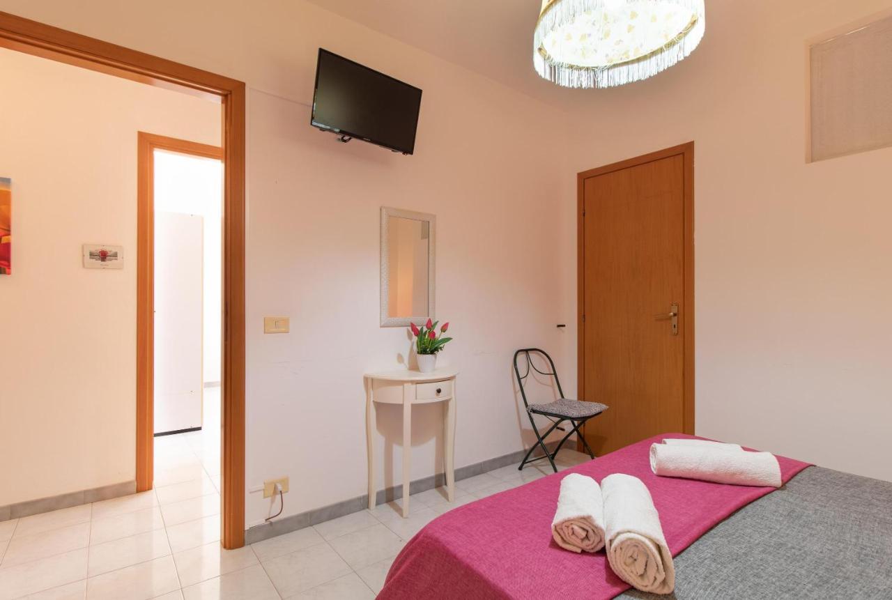 Casa Riviera Appartement Donnalucata  Buitenkant foto